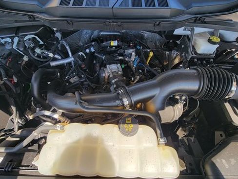 Used 2023 Ford F150 XLT AWD/4WD image 14