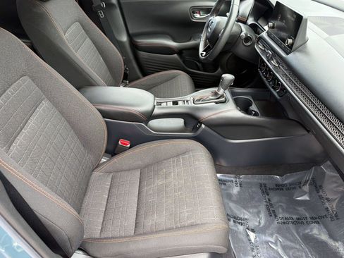 Used 2024 Honda HR-V Sport image 23