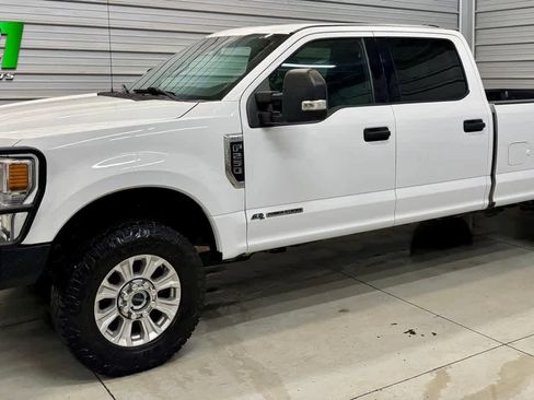 Used 2021 Ford F250 XLT w/ Camper Package AWD/4WD image 1