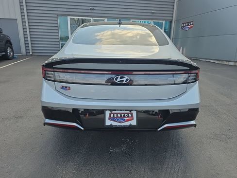 Used 2024 Hyundai Sonata SEL w/ Convenience Package FWD image 7