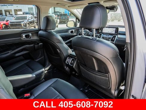 Used 2021 Kia Sorento SX FWD image 25