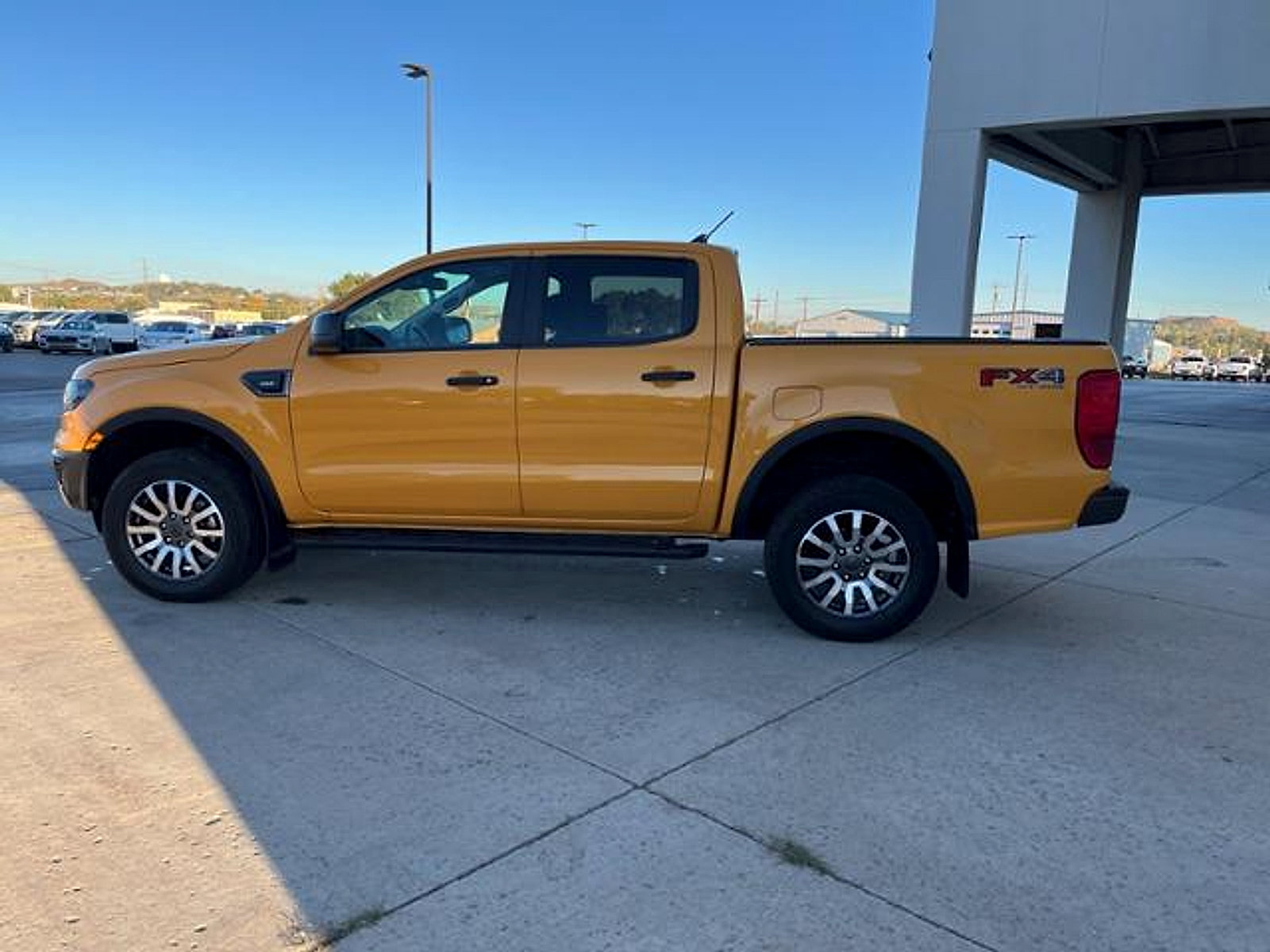 Used 2021 Ford Ranger XLT w/ Equipment Group 302A High AWD/4WD image 9