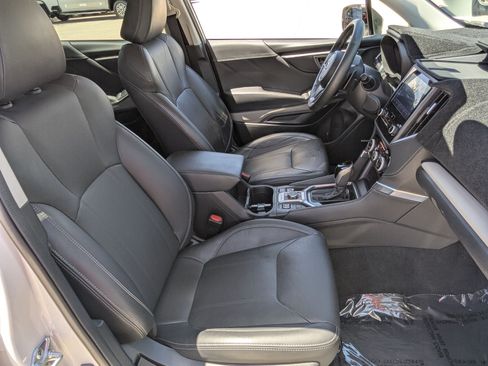 Used 2024 Subaru Forester Limited AWD/4WD image 31