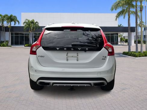 Used 2018 Volvo V60 T5 Cross Country w/ Convenience Package AWD/4WD image 6