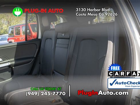 Used 2022 Mercedes-Benz GLB 250 4MATIC image 11