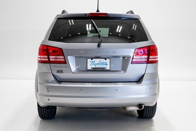 Used 2020 Dodge Journey SE w/ SE Popular Equipment Group FWD image 32