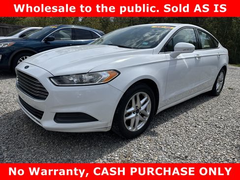 Used 2014 Ford Fusion SE FWD image 5