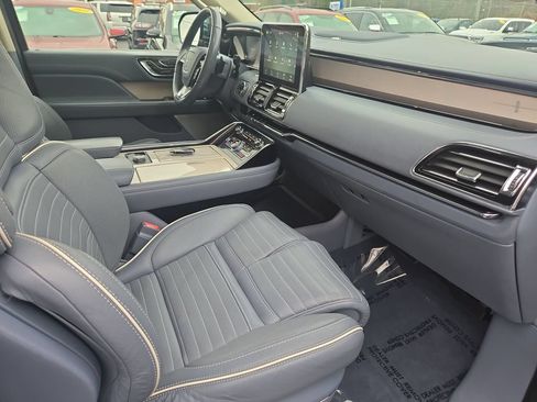 Used 2019 Lincoln Navigator Black Label AWD/4WD image 26