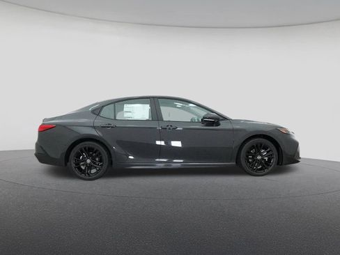 New 2026 Toyota Camry SE image 27