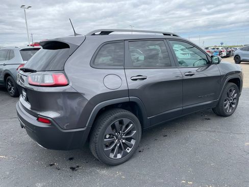 Used 2021 Jeep Cherokee Latitude Lux 80th Anniv w/ Quick Order Package 2YU 80th AWD/4WD image 4