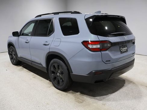 New 2026 Honda Pilot Black Edition image 3