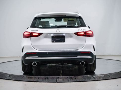 New 2025 Mercedes-Benz GLA 35 AMG AMG GLA 35 image 3