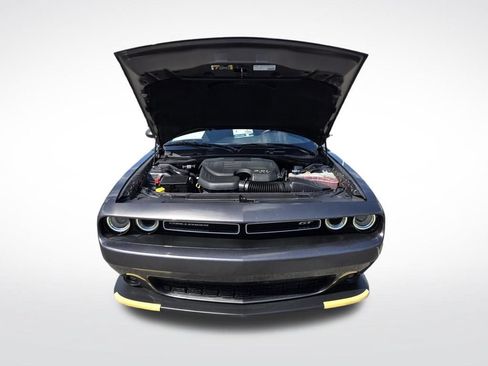 Used 2022 Dodge Challenger GT RWD image 14