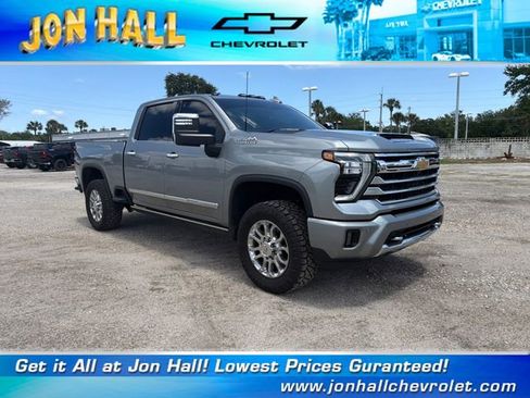 Used 2025 Chevrolet Silverado 2500 High Country w/ High Country Premium Package AWD/4WD image 1