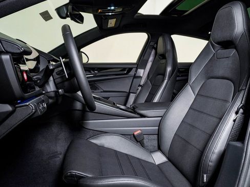 New 2026 Porsche Panamera 4 image 5