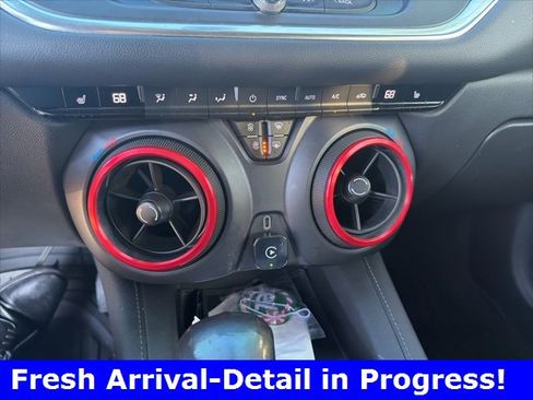 Used 2019 Chevrolet Blazer LT image 6