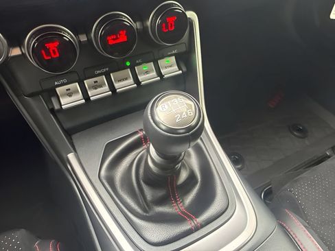 Used 2023 Subaru BRZ Limited RWD image 8