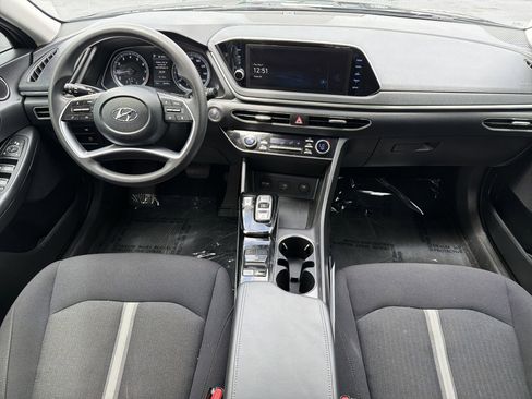 Used 2023 Hyundai Sonata SEL FWD image 2