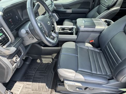 Used 2025 Ford F450 Platinum w/ FX4 Off-Road Package AWD/4WD image 9