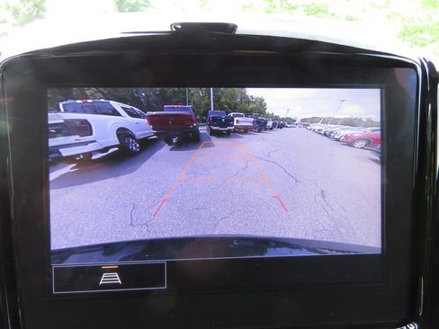 Used 2023 Chevrolet Traverse LT w/ LPO, Cargo Package AWD/4WD image 26