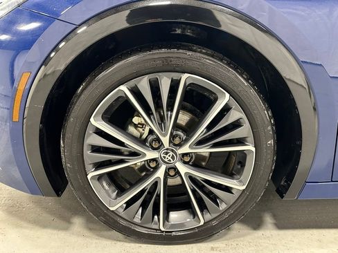 Used 2025 Toyota Prius XLE image 64