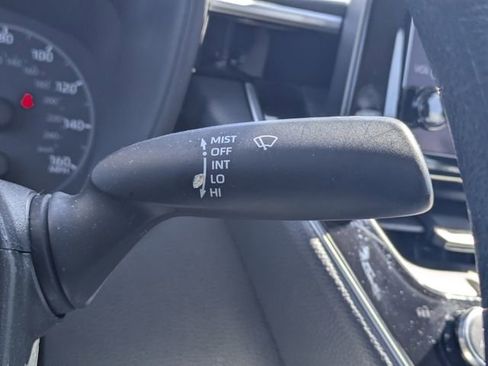 Used 2024 Toyota Corolla LE FWD image 61