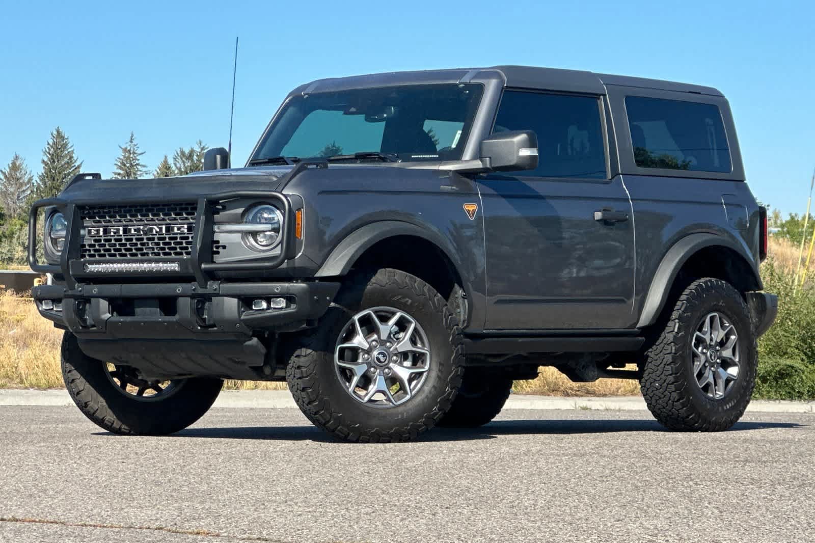 Certified 2023 Ford Bronco Badlands AWD/4WD image 1
