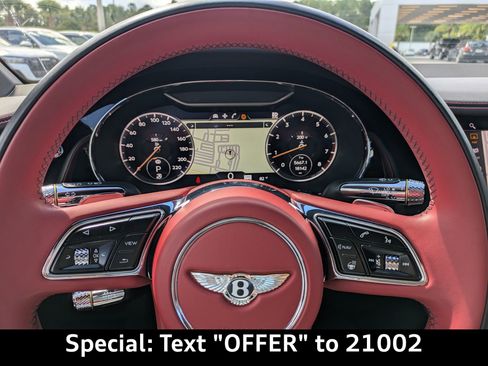 Used 2024 Bentley Continental GT image 31