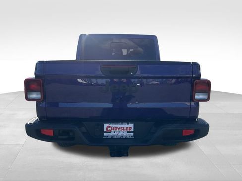 New 2026 Jeep Gladiator Sport image 17