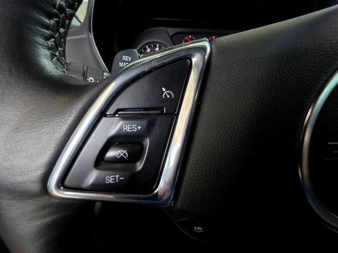 Used 2023 Chevrolet Camaro LT RWD image 21