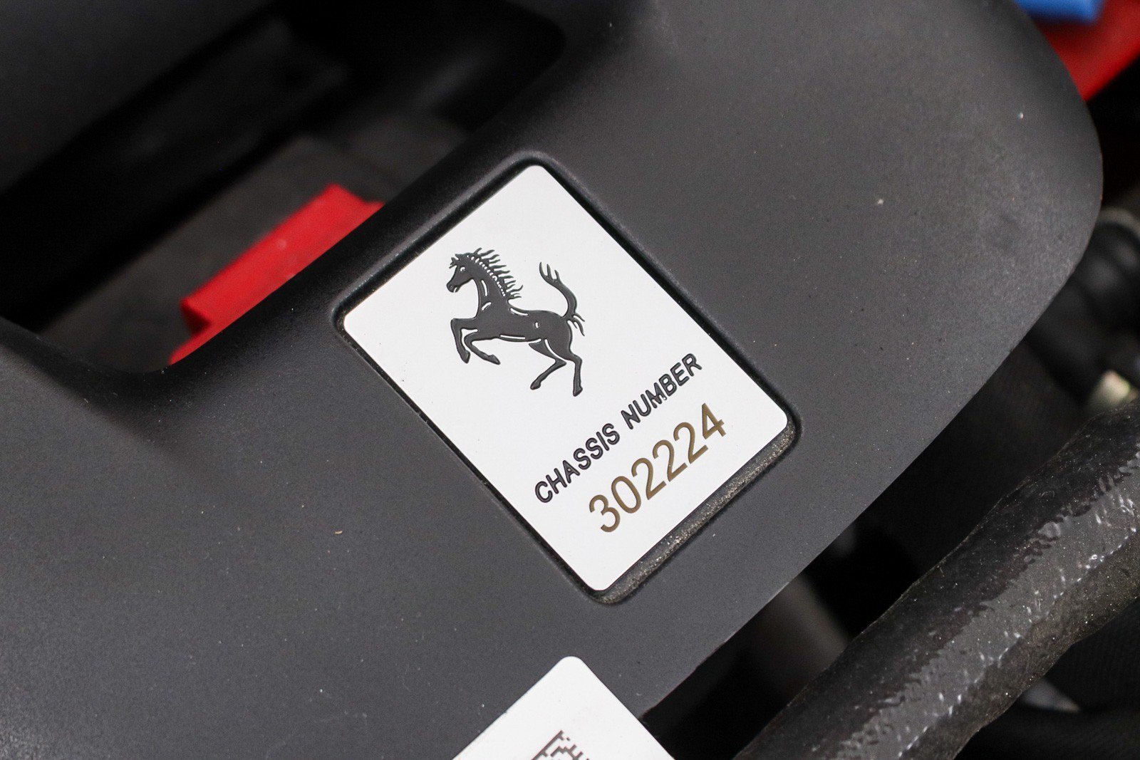 Used 2024 Ferrari Purosangue AWD/4WD image 38