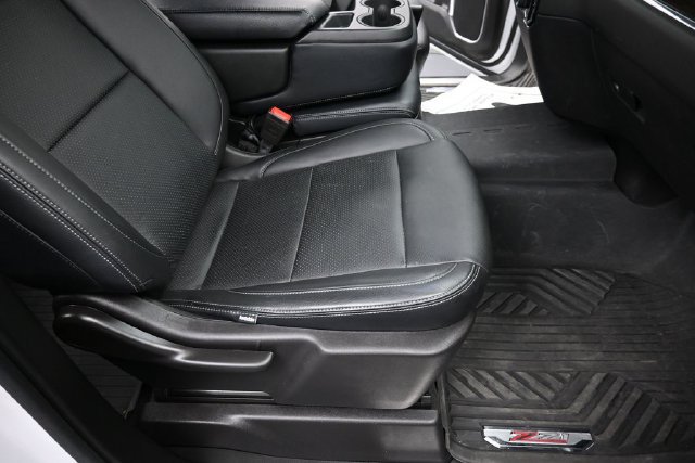 Used 2024 Chevrolet Silverado 1500 RST AWD/4WD image 29