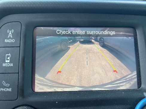 Certified 2020 Jeep Wrangler Sport AWD/4WD image 15