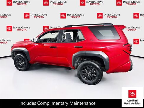 Certified 2025 Toyota 4Runner SR5 image 8