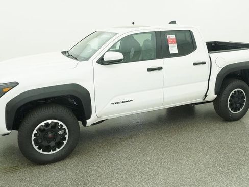 New 2026 Toyota Tacoma TRD Off-Road image 5