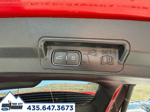Used 2025 Ford Explorer ST-Line w/ ST-Line Street Pack AWD/4WD image 34