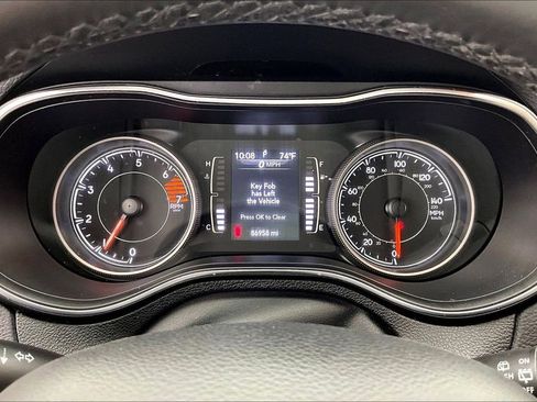 Used 2019 Jeep Cherokee Latitude Plus image 20