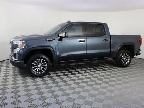 Used 2020 GMC Sierra 1500 AT4 w/ AT4 Premium Package AWD/4WD image 2