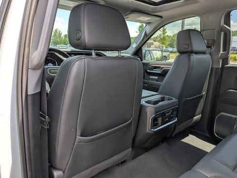 Used 2023 GMC Sierra 1500 Denali AWD/4WD image 25