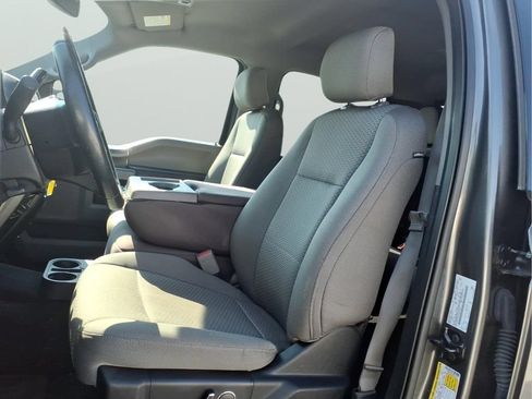Used 2016 Ford F150 XLT w/ Equipment Group 302A Luxury AWD/4WD image 12