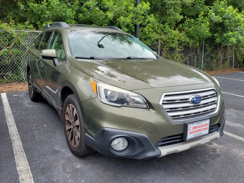 Used 2015 Subaru Outback 2.5i Limited AWD/4WD image 1
