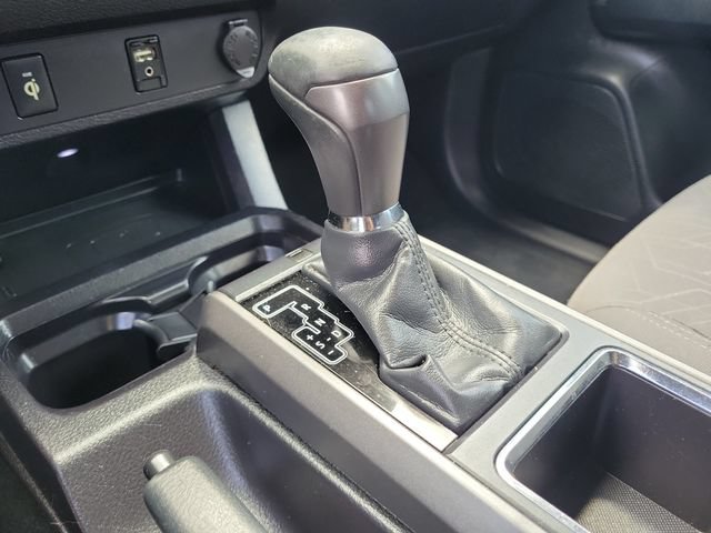 Used 2016 Toyota Tacoma TRD Off-Road w/ Towing Package RWD image 24