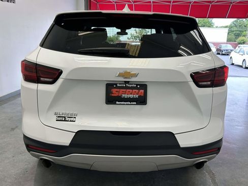Used 2025 Chevrolet Blazer LT FWD image 4