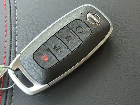 New 2026 Nissan Kicks SR w/ SR Premium Package image 29