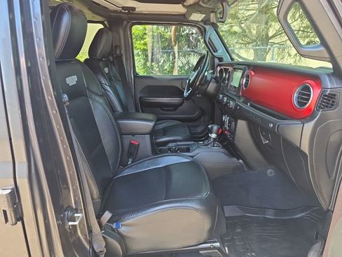 Used 2020 Jeep Wrangler Unlimited Rubicon AWD/4WD image 9