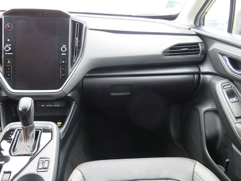 Used 2024 Subaru Crosstrek 2.5i Limited AWD/4WD image 21