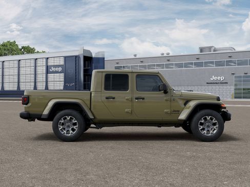 New 2026 Jeep Gladiator Mojave AWD/4WD image 21
