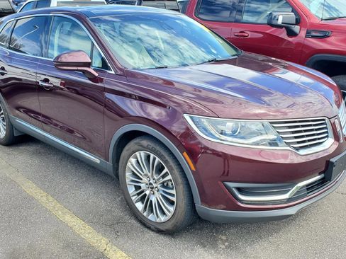 Used 2018 Lincoln MKX Reserve w/ Lincoln MKX Climate Package image 2