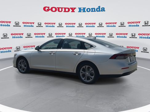 Certified 2024 Honda Accord EX image 6