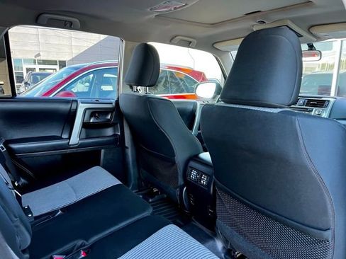 Used 2018 Toyota 4Runner SR5 image 19